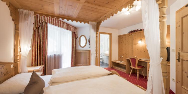 Tyrolean Charming junior Suite